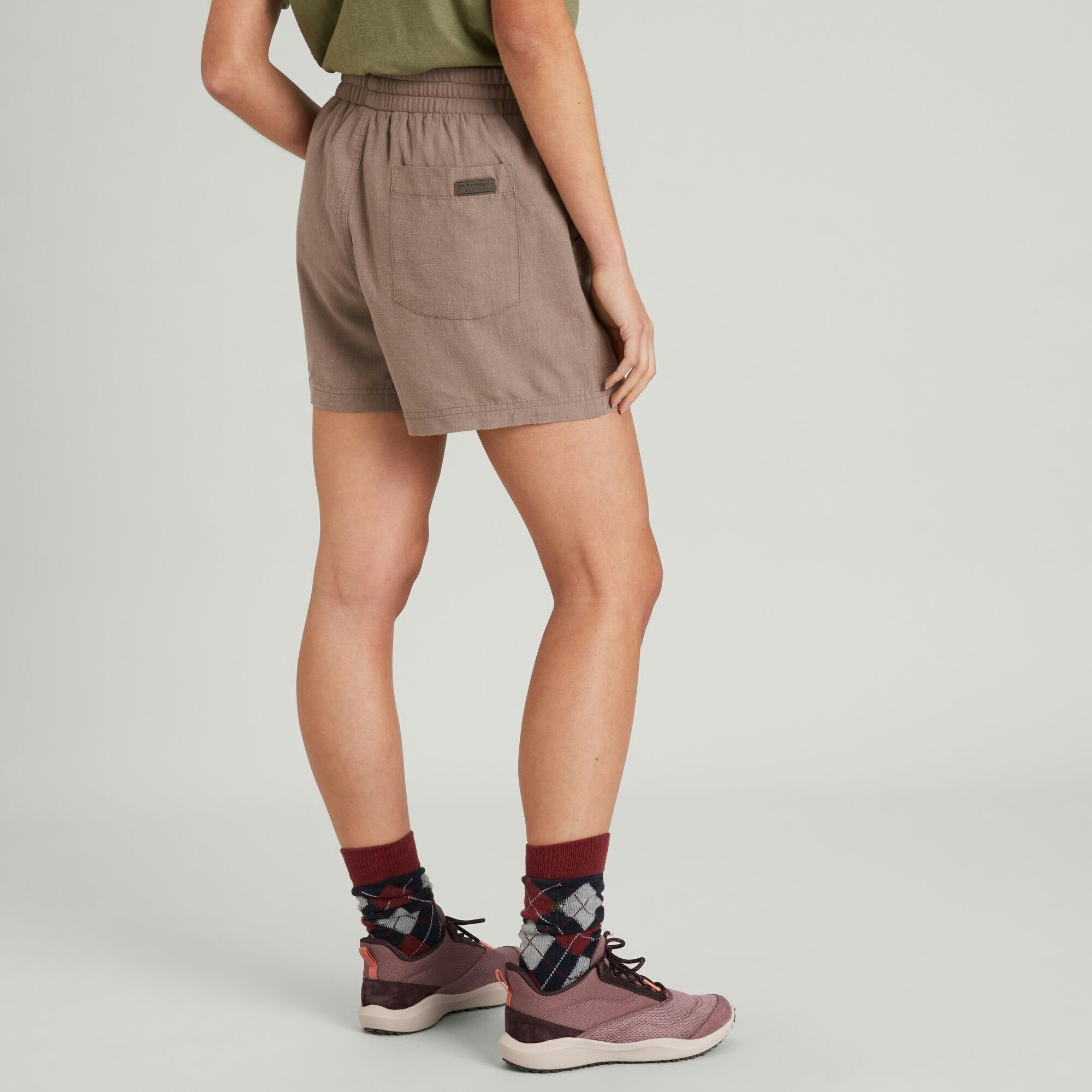 #color_Taupe