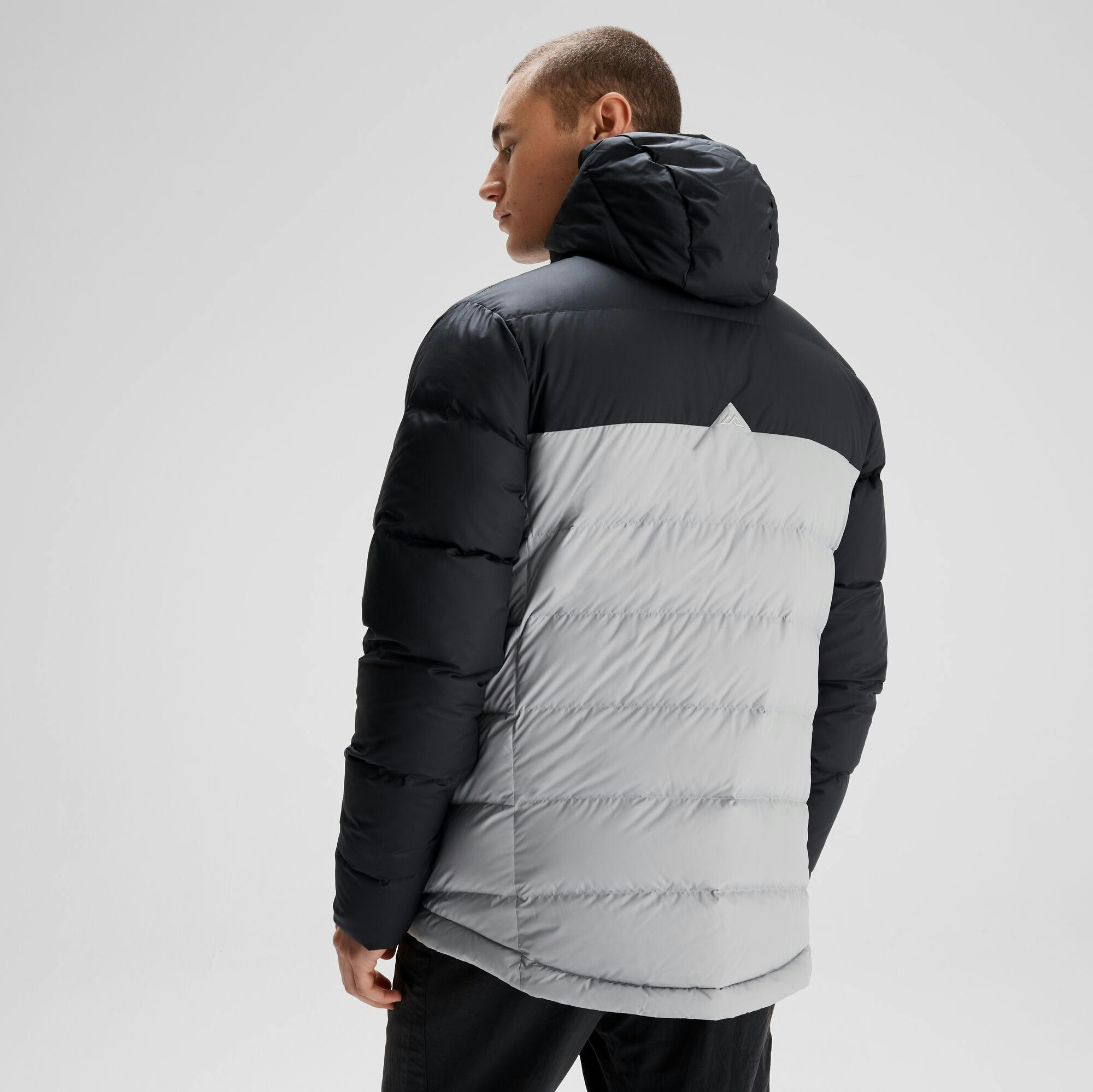 #color_Steel Grey/Black