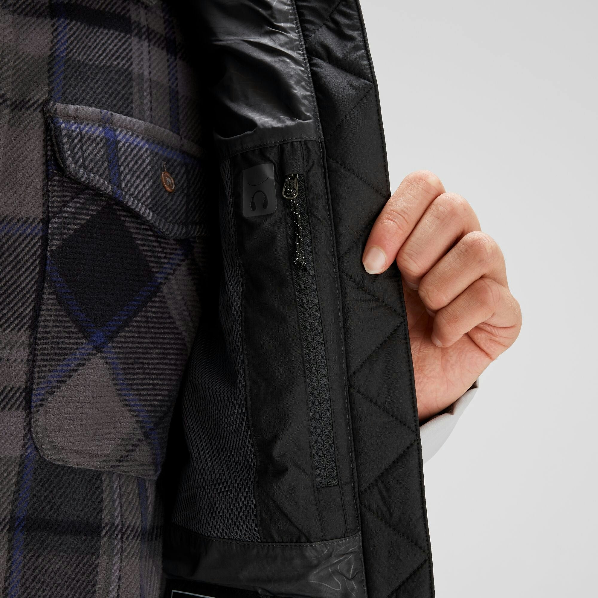 #color_Steel Grey/Black