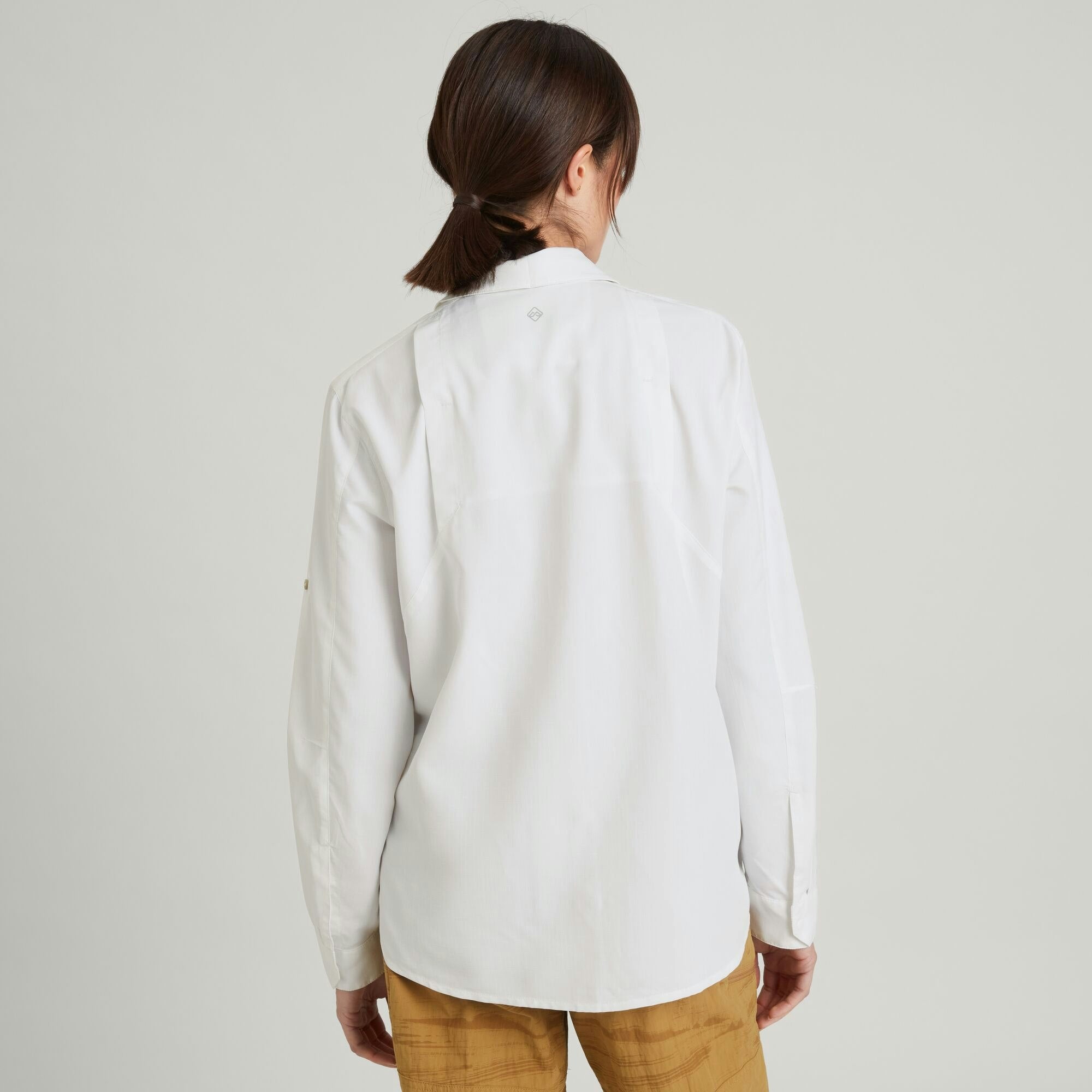#color_White