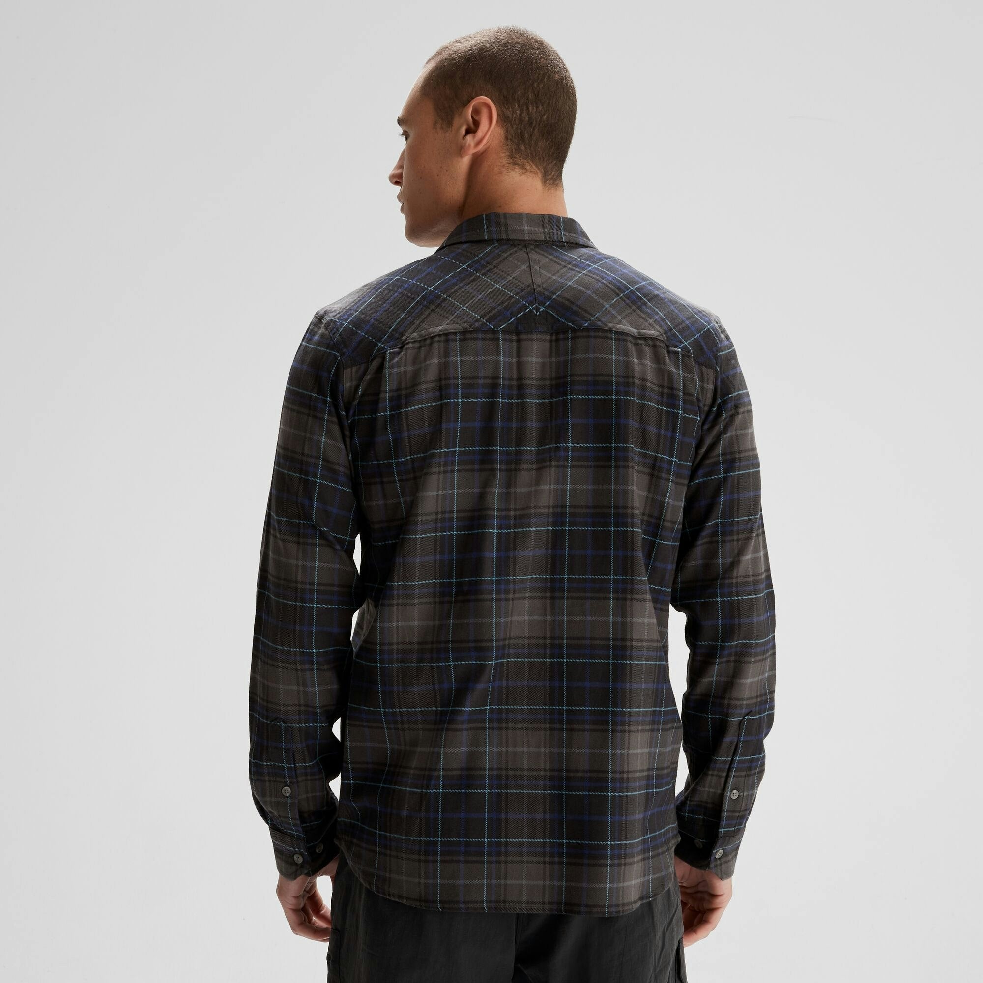 #color_Hillside Plaid Charcoal